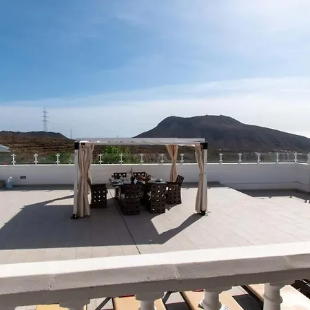 Melua Villa Chayofa