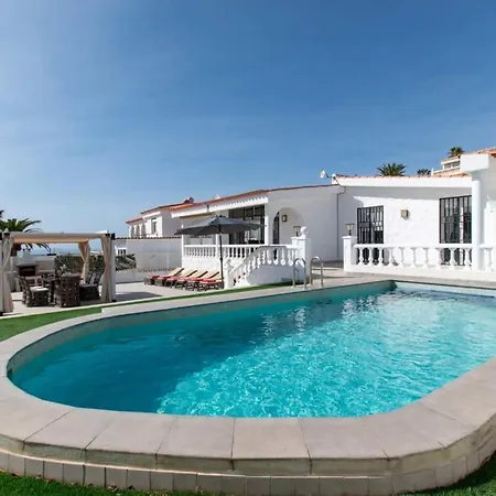 Melua Villa *