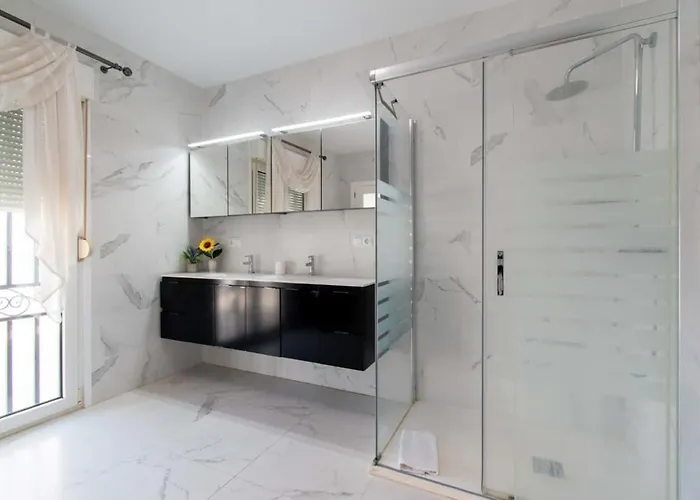 וילה Melua Chayofa